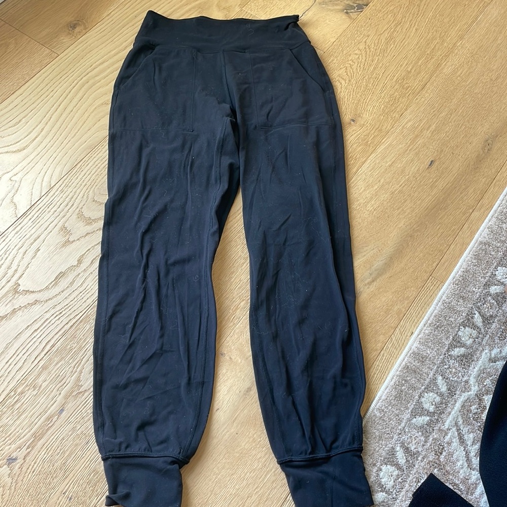 Black Lululemon Joggers size 4
